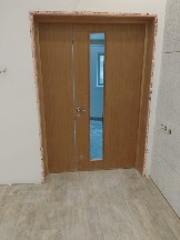 Установленная дверь 4